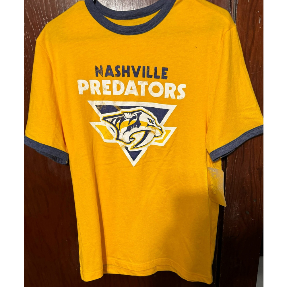 Nashville Predators Yellow T-Shirt Men Sz Med NEW WITH TAGS
